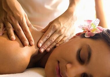 Massage for the neck spine osteochondrosis